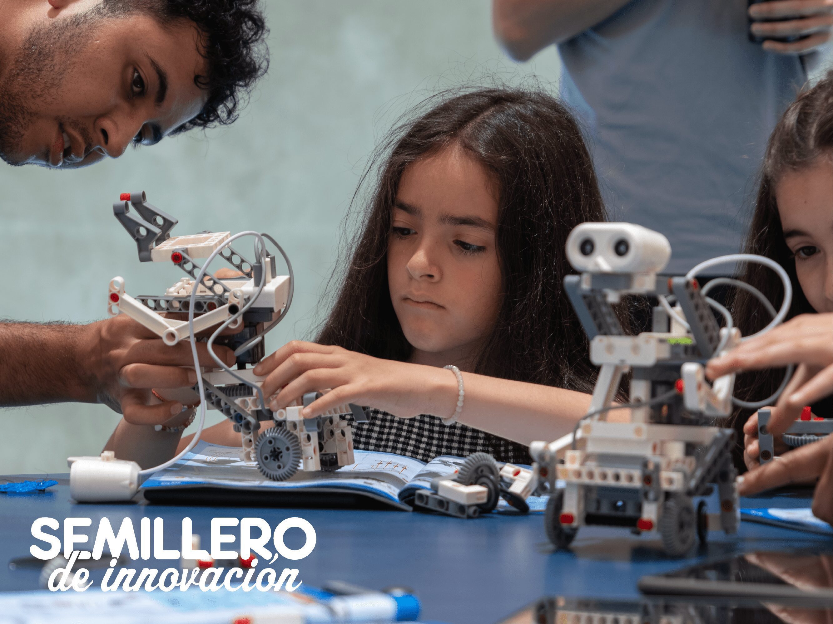 Festival de robótica y tecnología en colegios 11